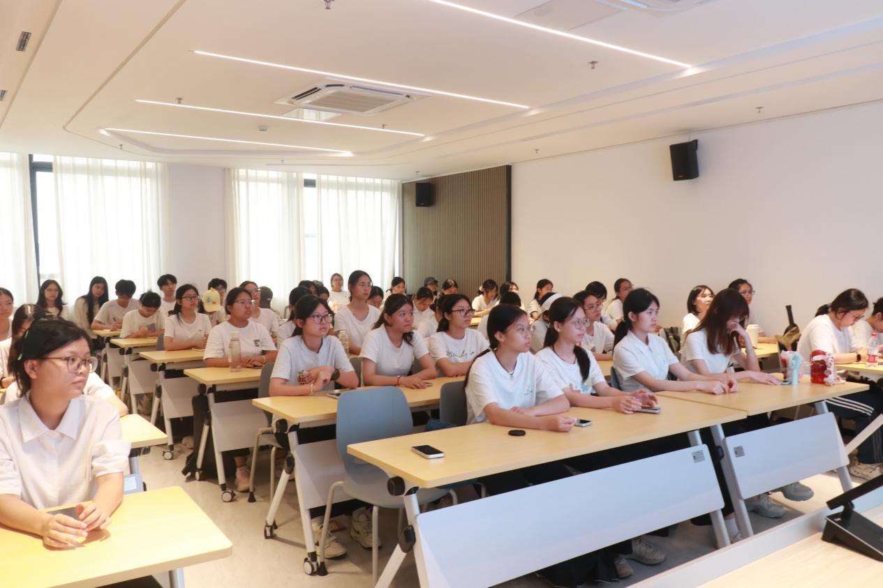 英国上市公司365