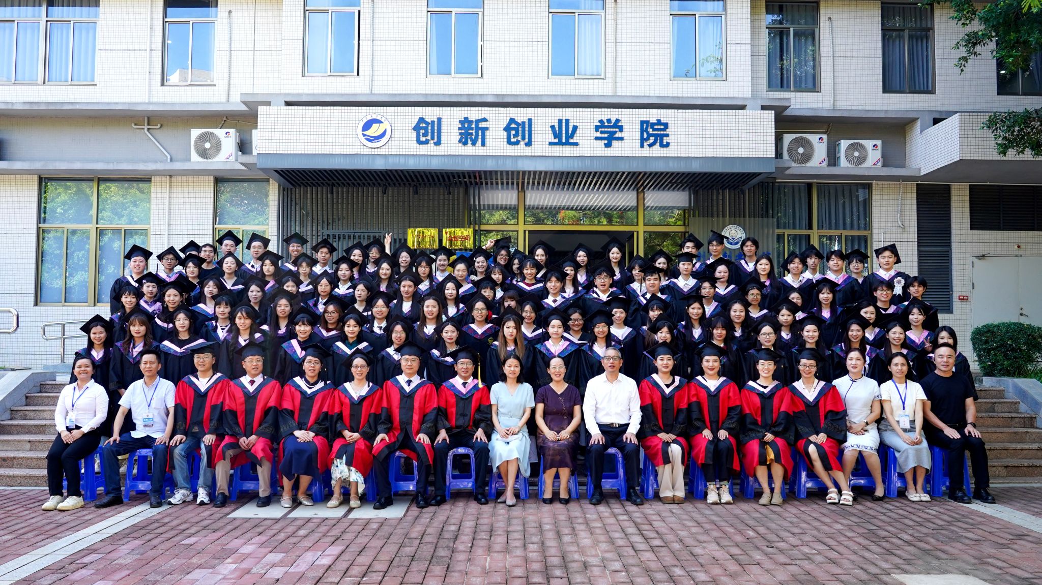 英国上市公司365