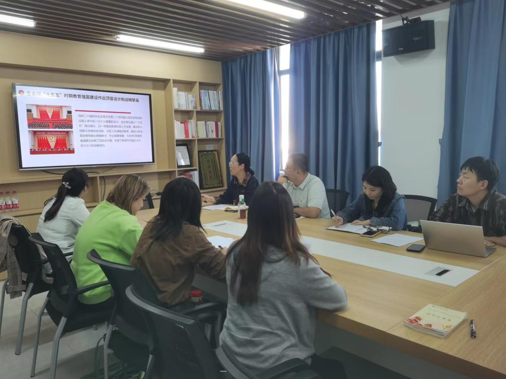 英国上市公司365